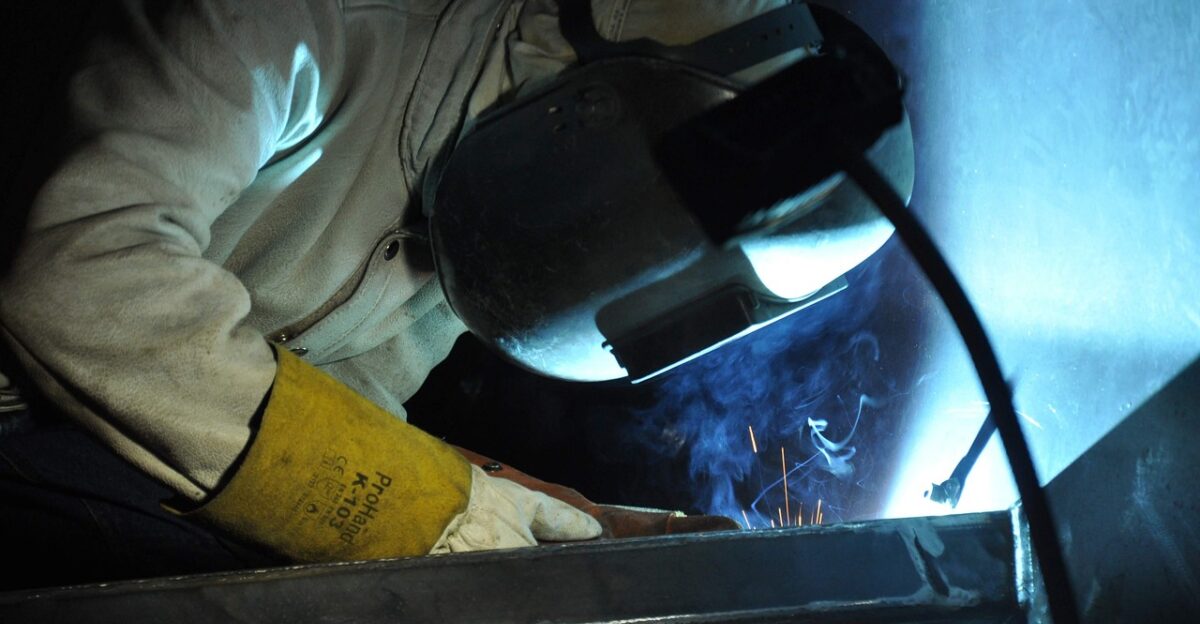 welder welding i industrial manufacturing industry worker metal work factory steel mask weld technology defense production equipment repair machining welder welder welder welder welding welding welding welding welding