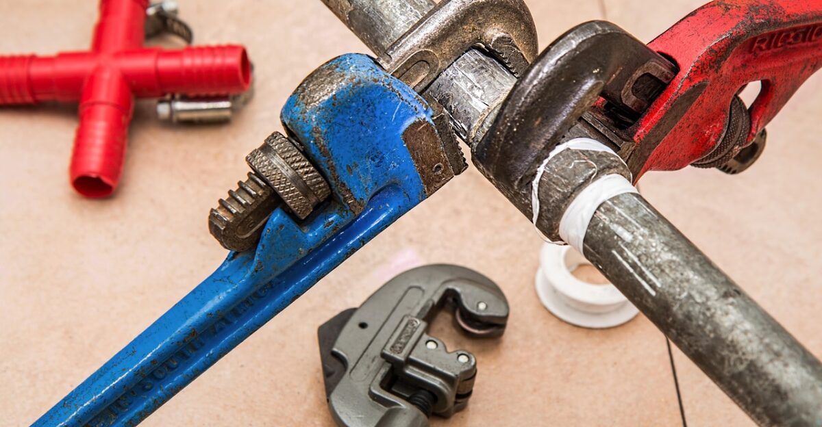 plumbing pipe wrenches plumber repair maintenance fix renovation spanner job repairman handyman tools diy home repairs leak leaking plumbing plumbing plumbing plumbing plumbing plumber plumber plumber maintenance tools