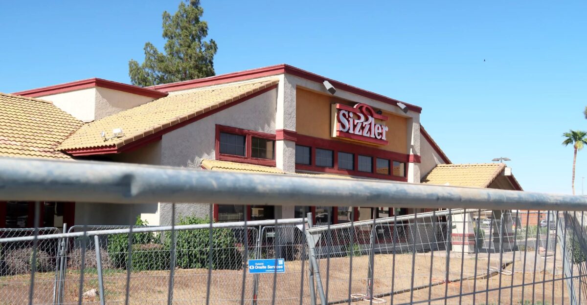 Phoenix readers react to the Valley s last Sizzler closing