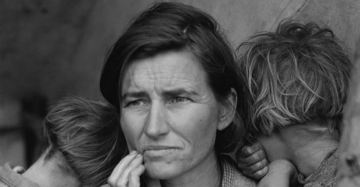 Portrait shows Florence Thompson with several of her children in a photograph known as Migrant Mother The Library of Congress caption reads Destitute pea pickers in California Mother of seven children Age thirty-two Nipomo California In the 1930s the FSA employed several photographers to document the effects of the Great Depression on the population of America Many of the photographs can also be seen as propaganda images to support the U S government s policy distributing support to the worst affected poorer areas of the country Lange s image of a supposed migrant pea picker Florence Owens Thompson and her family has become an icon of resilience in the face of adversity However it is not universally accepted that Florence Thompson was a migrant pea picker In the book Photographing Farmworkers in California Stanford University Press 2004 author Richard Steven Street asserts that some scholars believe Lange s description of the print was either vague or demonstrably inaccurate and that Thompson was not a farmworker but a Dust Bowl migrant Nevertheless if she was a Dust Bowl migrant she would have left a farm as most potential Dust Bowl migrants typically did and then began her life as such Thus any potential inaccuracy is virtually irrelevant The child to the viewer s right was Thompson s daughter Katherine later Katherine McIntosh 4 years old Leonard Tom Woman whose plight defined Great Depression warns tragedy will happen again article The Daily Telegraph December 4 2008 Lange took this photograph with a Graflex camera on large format 4 x5 negative film 1