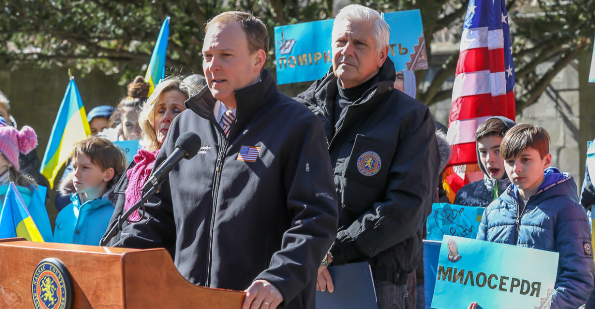 GLEN COVE NY - Today Congressman Lee Zeldin R NY-1 member of the House Foreign Affairs Committee joined Nassau County Executive Bruce Blakeman and local Ukrainian Americans in Glen Cove to call on President Biden to shut down the Russian-owned Killenworth Estate which has housed Russia s diplomats on Long Island for more than 70 years The United States cannot let the people doing Vladimir Putin s bidding to live in tax-free compounds in our communities on Long Island said Congressman Zeldin President Biden should immediately close the Killenworth Estate and send Russia s diplomats packing In 2016 President Obama took similar action by closing the Russian-owned Brookville mansion in Upper Brookville NY and expelled the diplomats being housed there from the United States