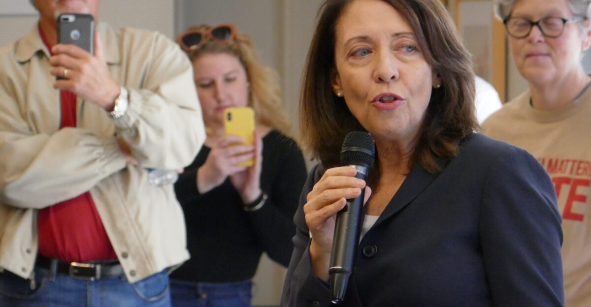2 November-GOTV comments by Senator Maria Cantwell in Tacoma
