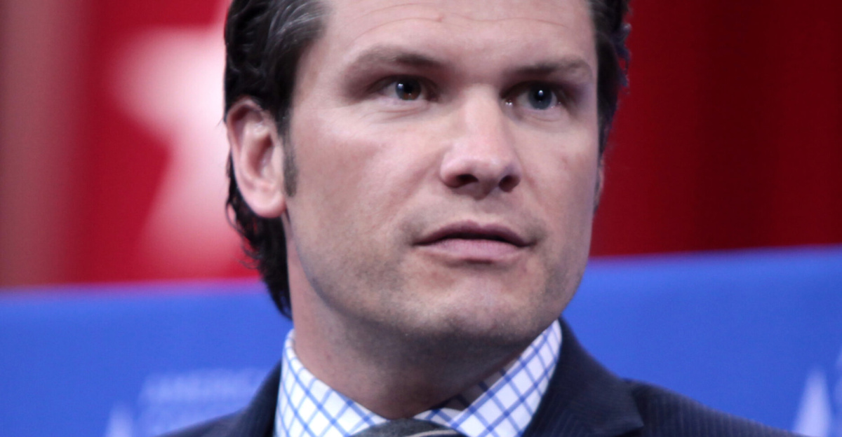 <a href="https://en.wikipedia.org/wiki/Pete_Hegseth" class="extiw" title="w:Pete Hegseth">Pete Hegseth</a> speaking at an event in Washington, D.C.