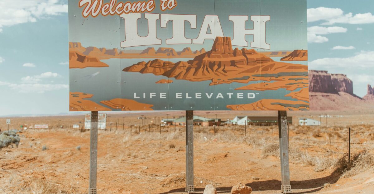welcome to the beach signage