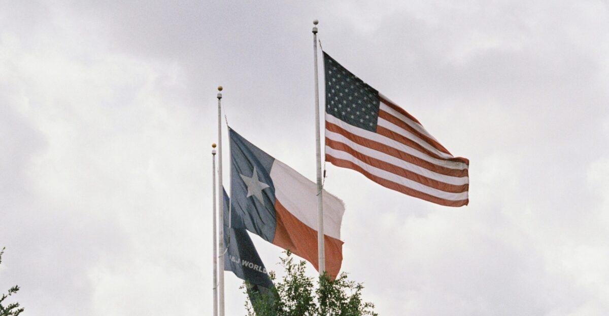 flag of us a on flag pole