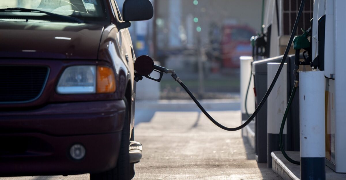 Can Russia Weather a Fuel Crisis Caused by Ukrainian Drone Attacks