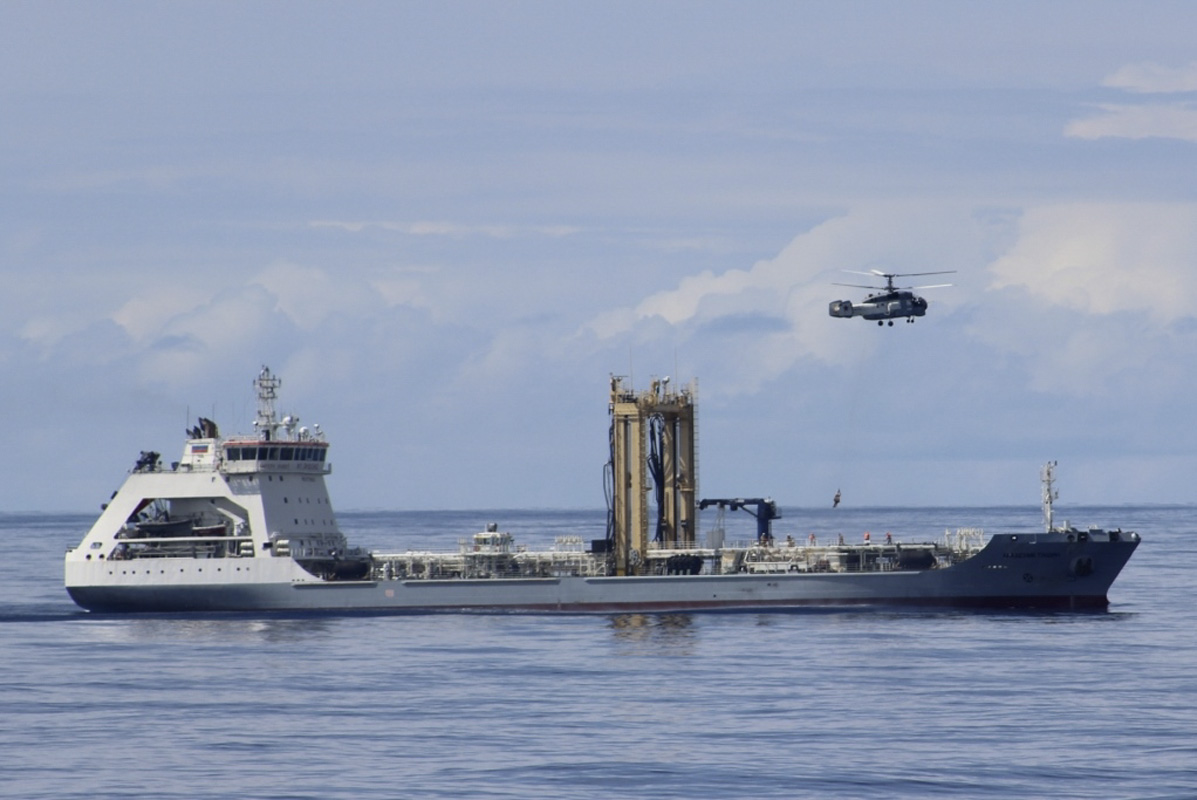 Russian Navy tanker Academic Pashin conducted a rescue exercise off the coast of Africa in 2021