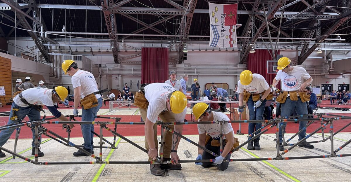 Civil and Environmental Engineering Departments - ECS - Syracuse