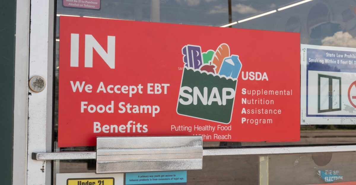 What evidence says about how to improve SNAP and reduce food