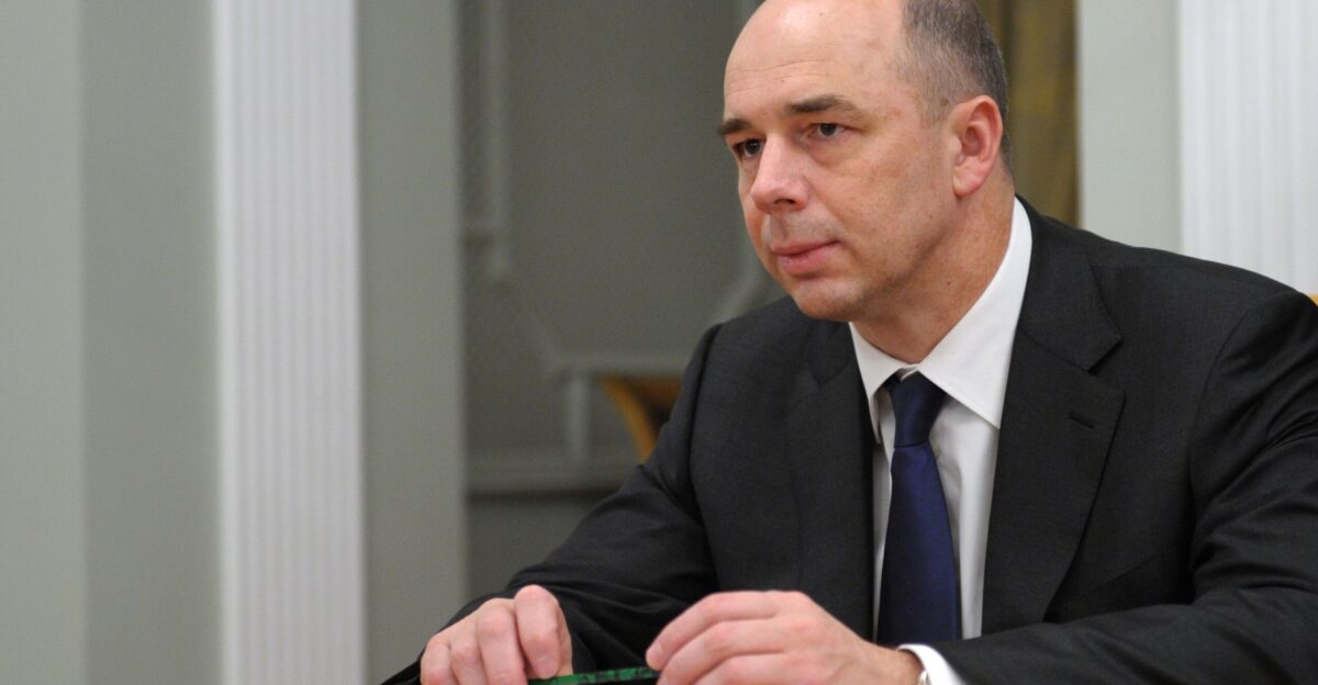 Ministr finansov A G Siluanov na vstreche s Predsedatelem Pravitel stva Rossiyskoy Federatsii V V Putinym