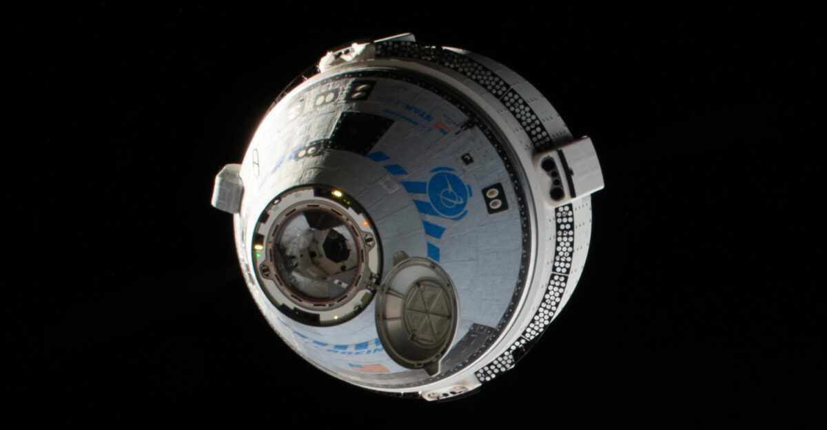 Boeing s CST-100 Starliner Spacecraft 2 crew ship approaches the International Space Station on the company s Orbital Flight Test-2 mission before automatically docking to the Harmony module s forward port The orbiting lab was flying 271 miles 436 km above the south Pacific off the coast of New Zealand at the time of this photograph