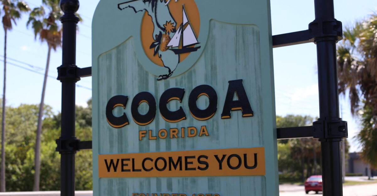 Cocoa Welcome sign