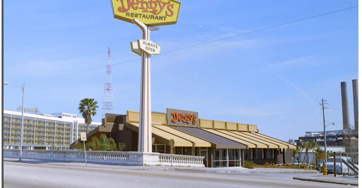 Denny s Restaurant 102 S Parker Street Tampa - Old Tampa Photos