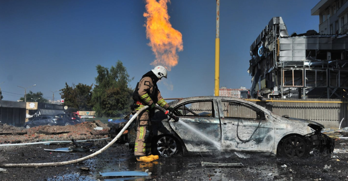 Destructions in Kharkiv after Russian missile attack on the city on 1 September 2024. At least 10 missiles were launched, 47 people were injured (<a rel="nofollow" class="external text" href="https://web.archive.org/web/20240901172556/https://www.objectiv.tv/objectively/2024/09/01/oblomok-probil-golovu-21-letnemu-feldsheru-vo-vremya-raketnoj-ataki-po-harkovu/">1</a>, <a rel="nofollow" class="external text" href="https://web.archive.org/web/20240902065514/https://www.bbc.com/russian/articles/cje2p9y0zk5o">2</a>).