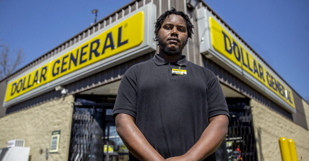 Waging a living How Mississippi s abundant low-wage workers earn