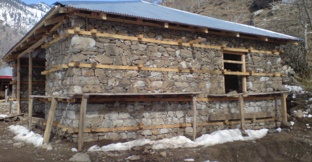 Advocacy of traditional earthquake-resistant construction