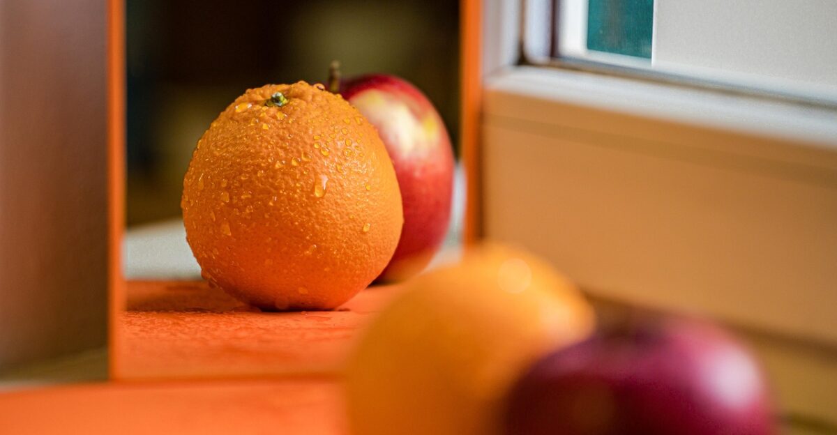 mirrors orange reflection apple still life installation fruit still life still life still life still life still life fruit fruit fruit