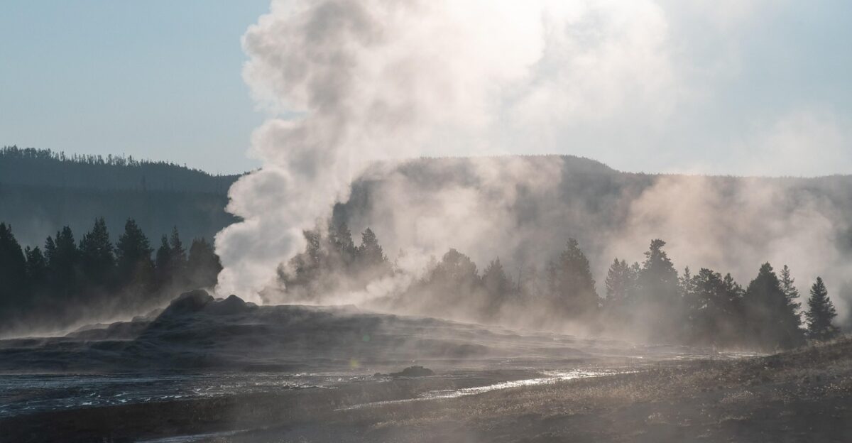 yellowstone national park geyser geothermal area usa landscape nature national park geology united states geothermal energy volcano nature wallpaper geyser geothermal energy geothermal energy geothermal energy geothermal energy geothermal energy volcano