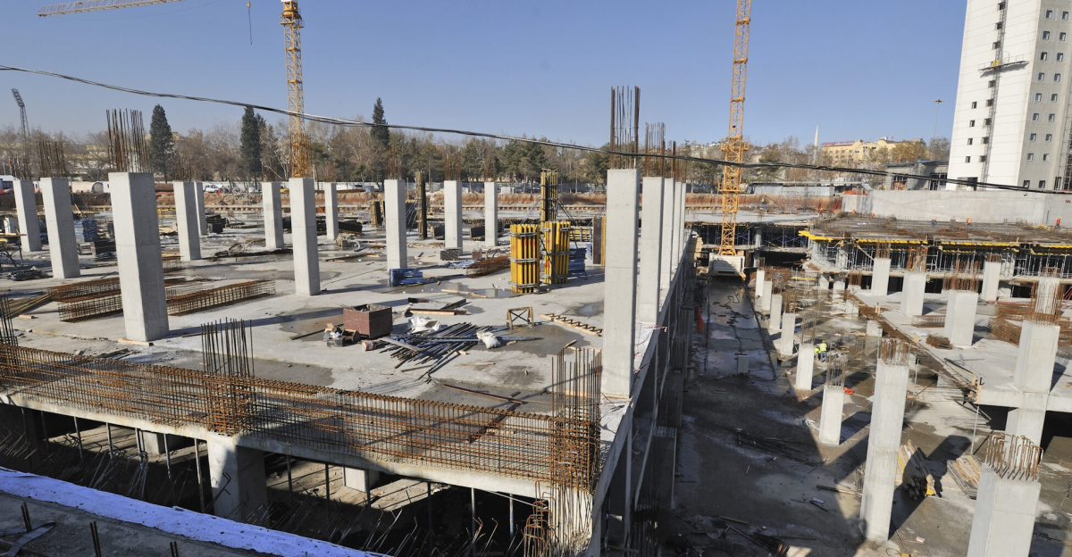 After a visit to the Archaeological Museum I saw a huge building site nearby. Years later I saw the building that had been built, one of over ten shopping malls in Turkey, all called Forum (and then the name of the town).