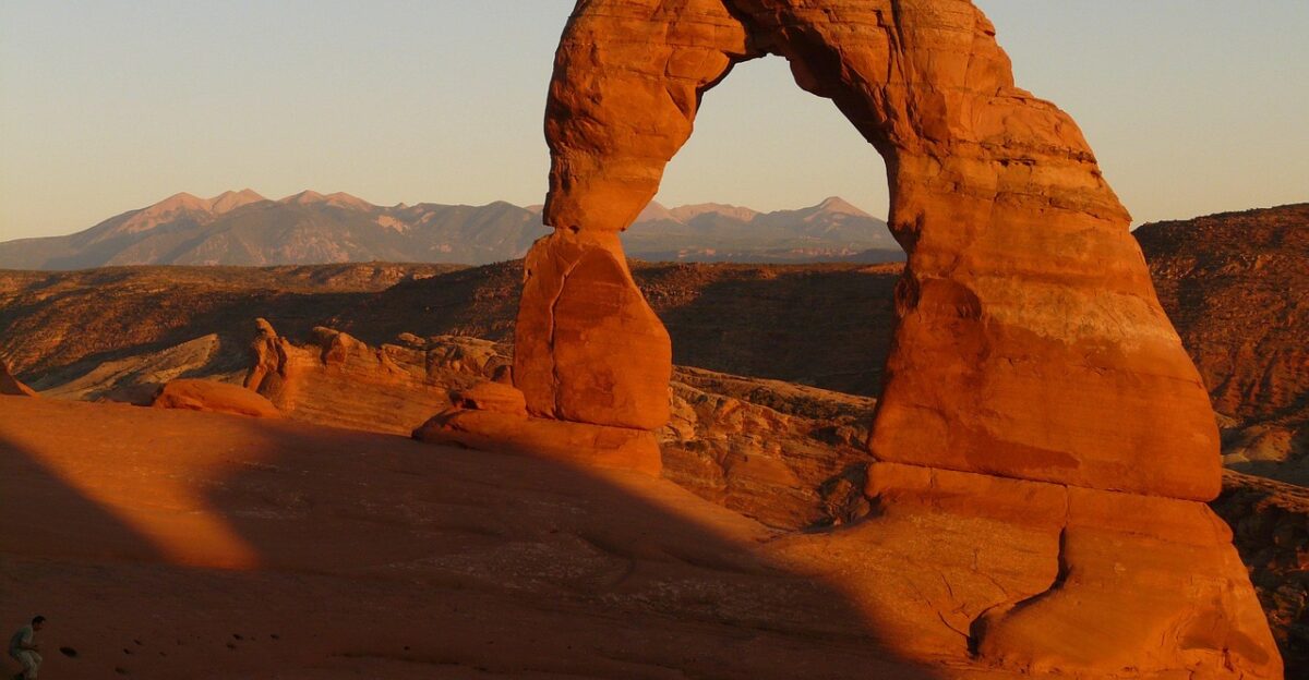 sandstone landmark natural arch tourist attraction sandstone arch national park delicate arch arches national park utah usa national park utah utah utah utah utah