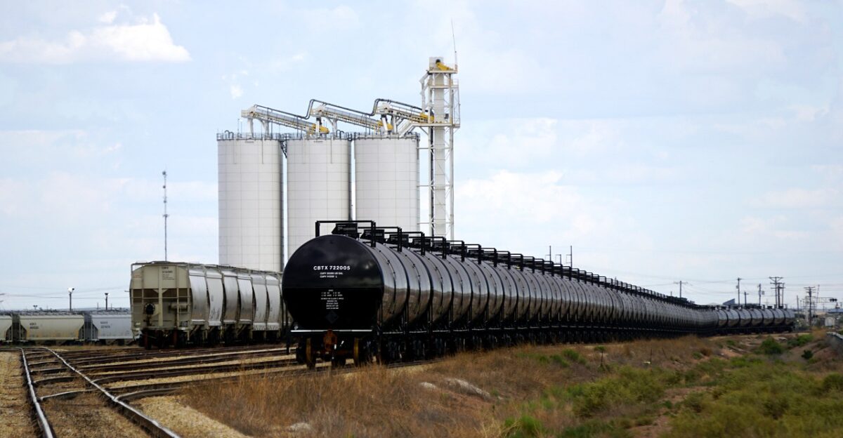 train cistern oil transportation petroleum transport railroad petroleum petroleum petroleum petroleum petroleum