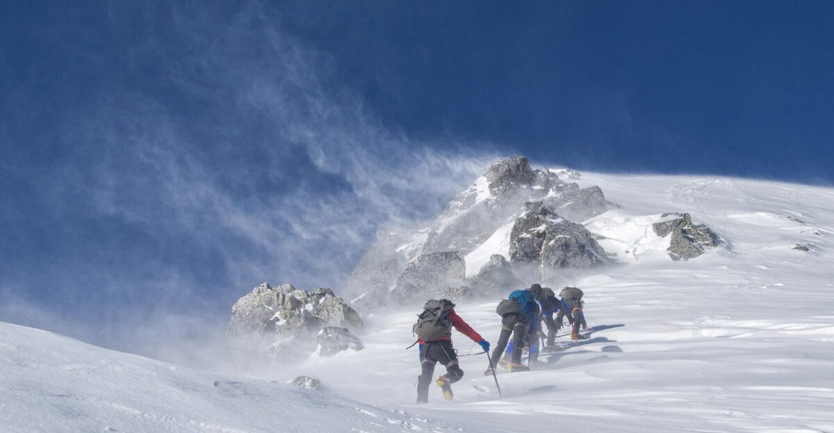 mountain climbing 5 dragon peak the chubu sangaku national park japan snow snow mountain summit cold wind the snow s climbers altitude winter mountaineering nature landscape winter mountain peak