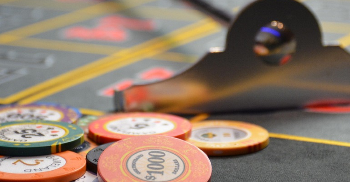 poker, artículosdepoker, briefcase poker, beautiful wallpaper, 4k wallpaper 1920x1080, cards poker, roulette poker, images of poker, 4k wallpaper, roulette, full hd wallpaper, laptop wallpaper, chips poker, poker chips, play, wallpaper hd, casino, entertainment, addiction, benefit, mac wallpaper, desktop backgrounds, free wallpaper, wallpaper 4k, records, to win, lucky, place, windows wallpaper, ace, free background, fun, cool backgrounds, hd wallpaper, background, bet, sign