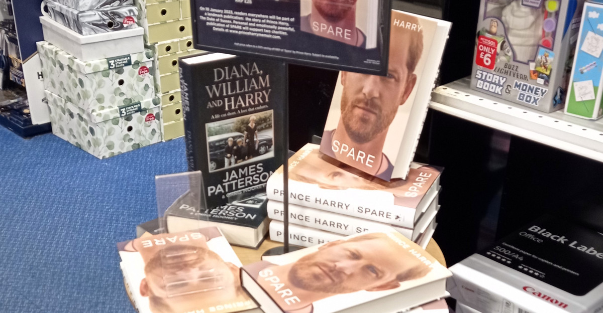 Half price copies of the Prince Harry memoir Spare in W H Smith London 14 Jan 2023