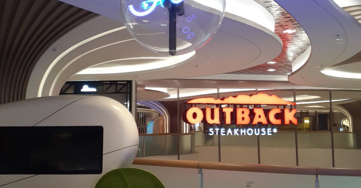 HK SKD TKO Tseung Kwan O zh the Lohas Park mall restaurant in October 2021