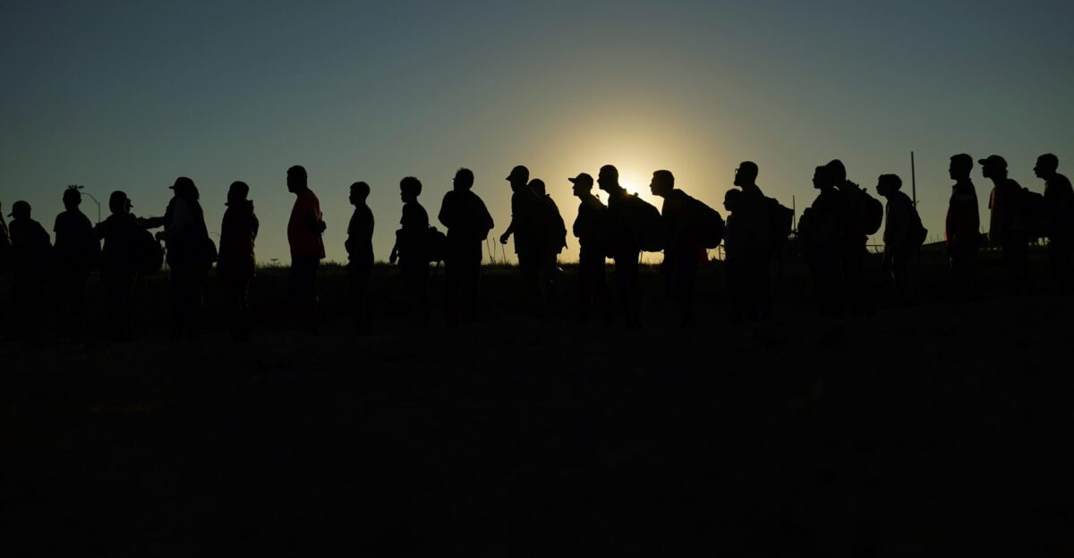 Trump orders end of humanitarian parole for migrants of 4