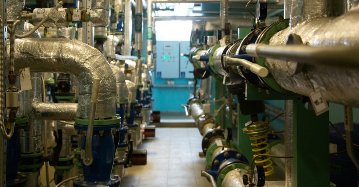 closeup photo of machine