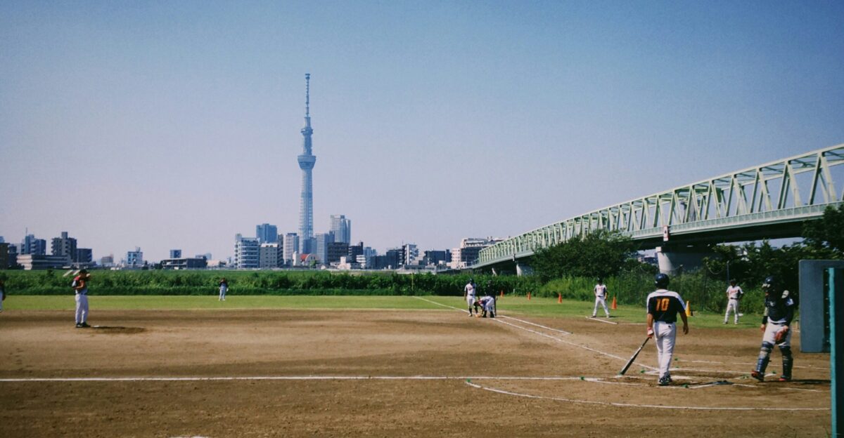 men playing baseball
