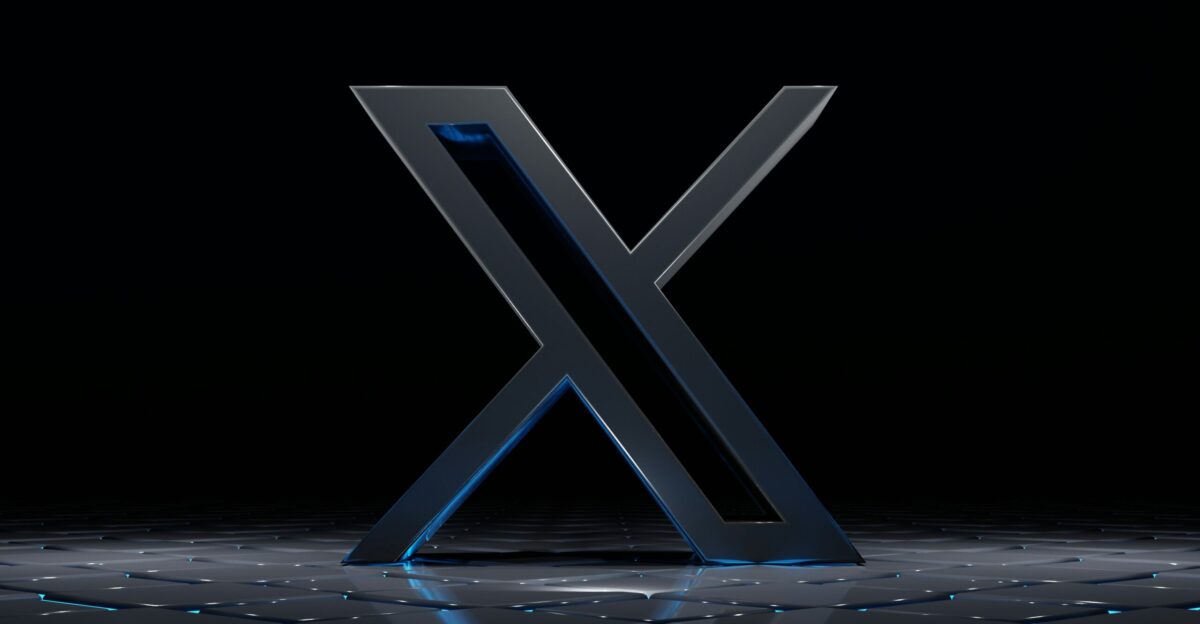 a computer keyboard with the letter x on it