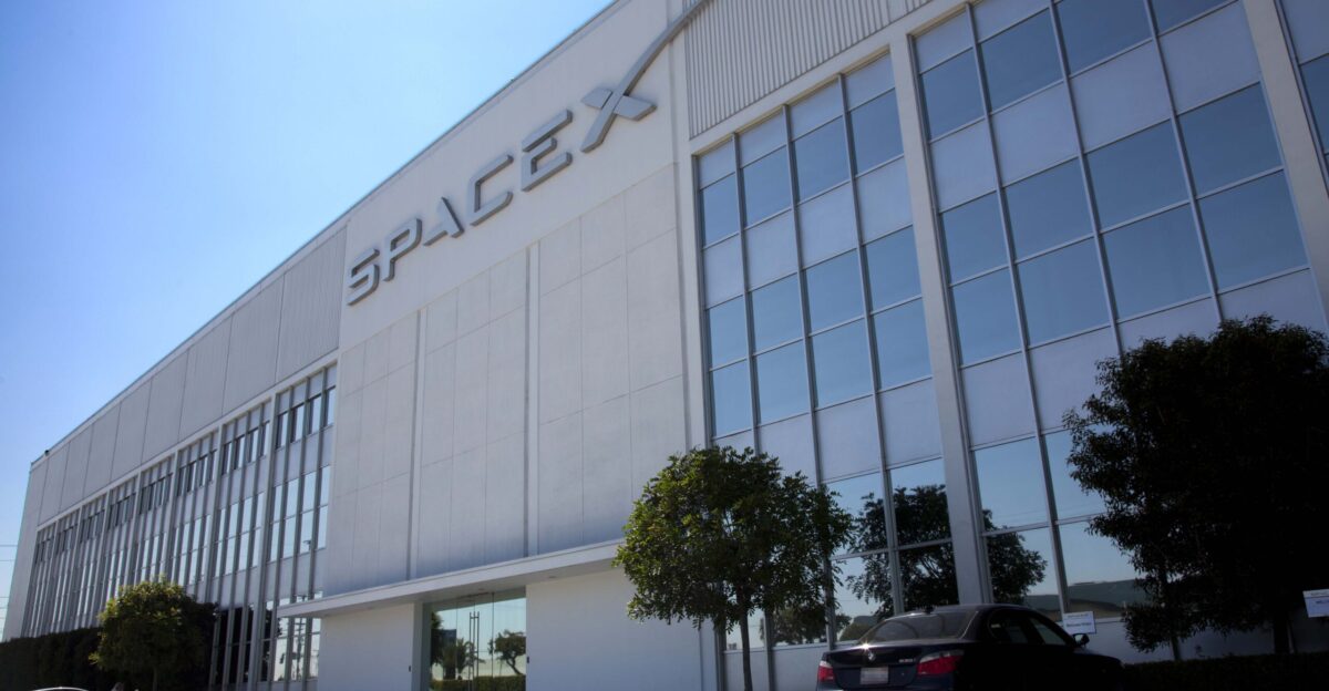 SpaceX Headquarters Hawthorne CA