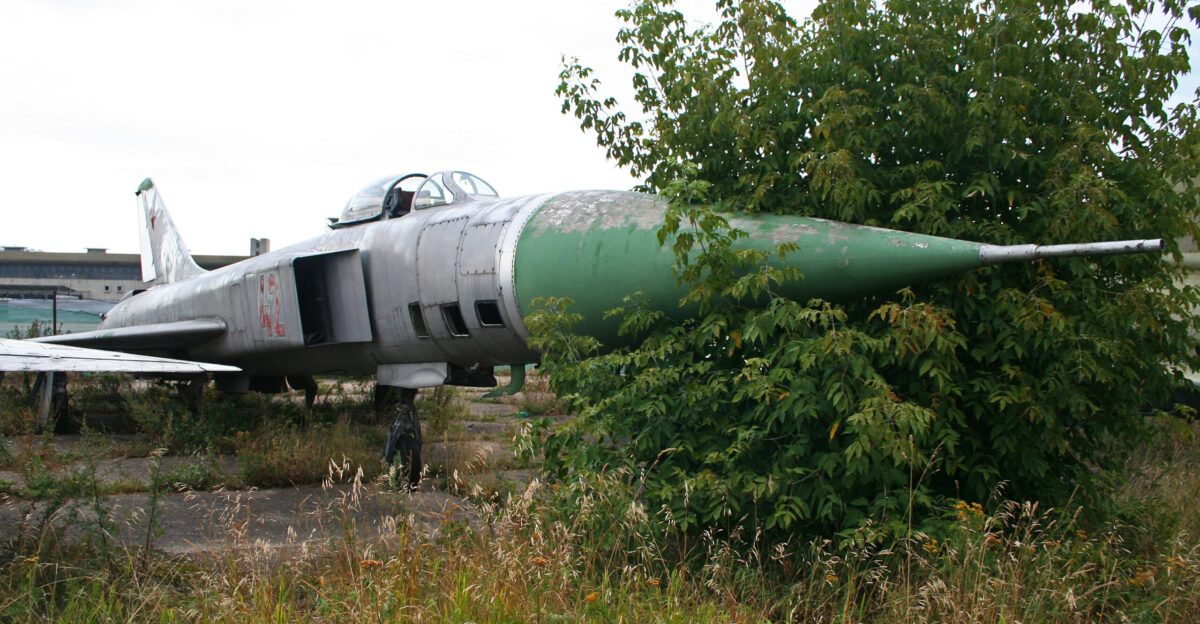 c n 0615342 Previously part of the Central Aerodrome Museum at what was Frunze Central Airfield Now stored and waiting it s fate Khodynka Moscow Russia 11-8-2012