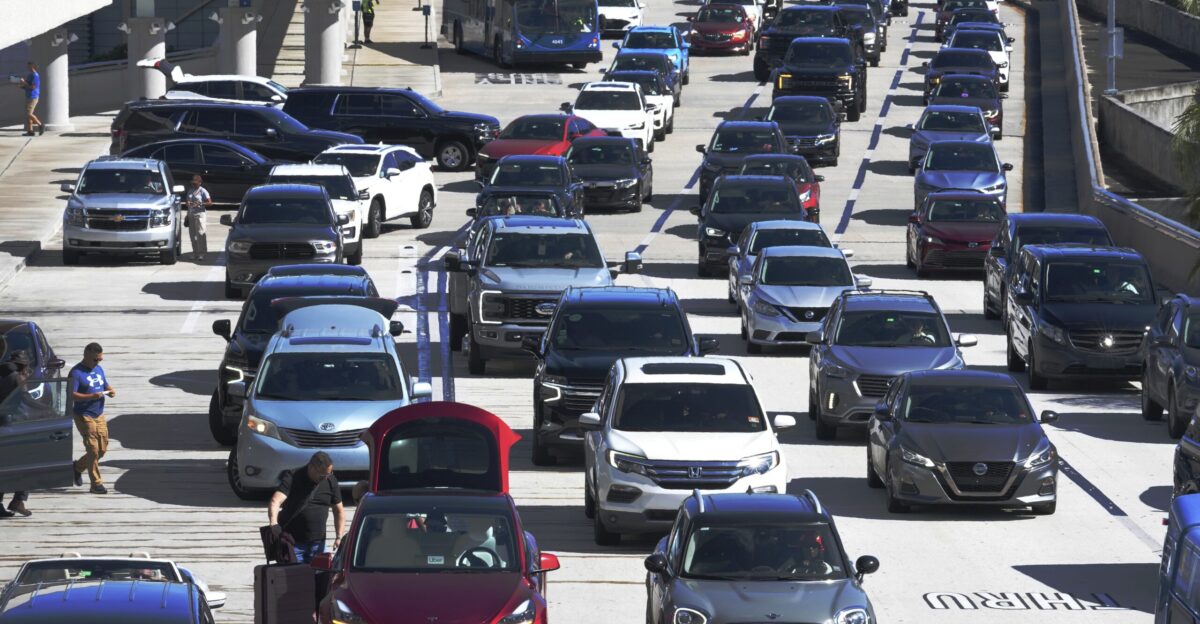 Hitting the road for Thanksgiving Here s the best time to go