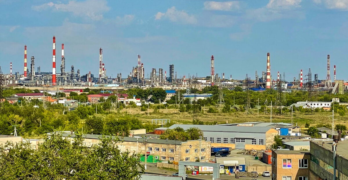 Orsk Na dal nem plane - Orsknefteorgsintez Orskiy NPZ