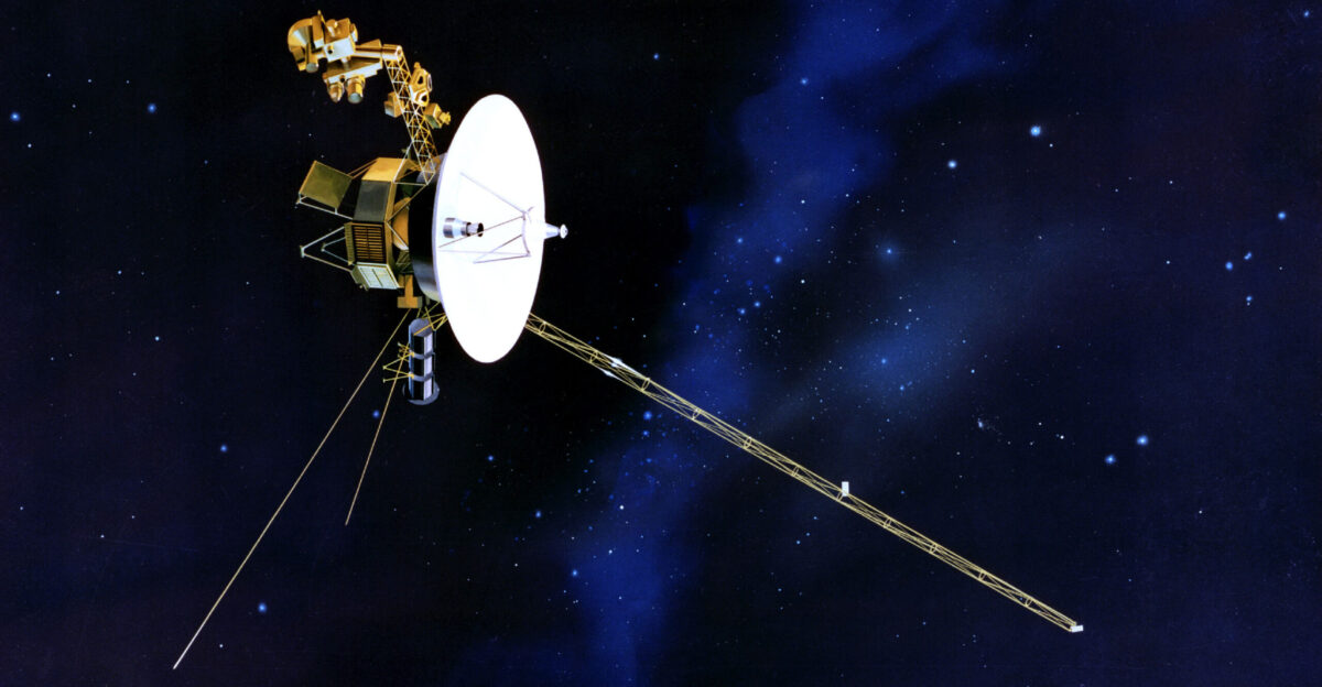 Artist s concept of Voyager in flight