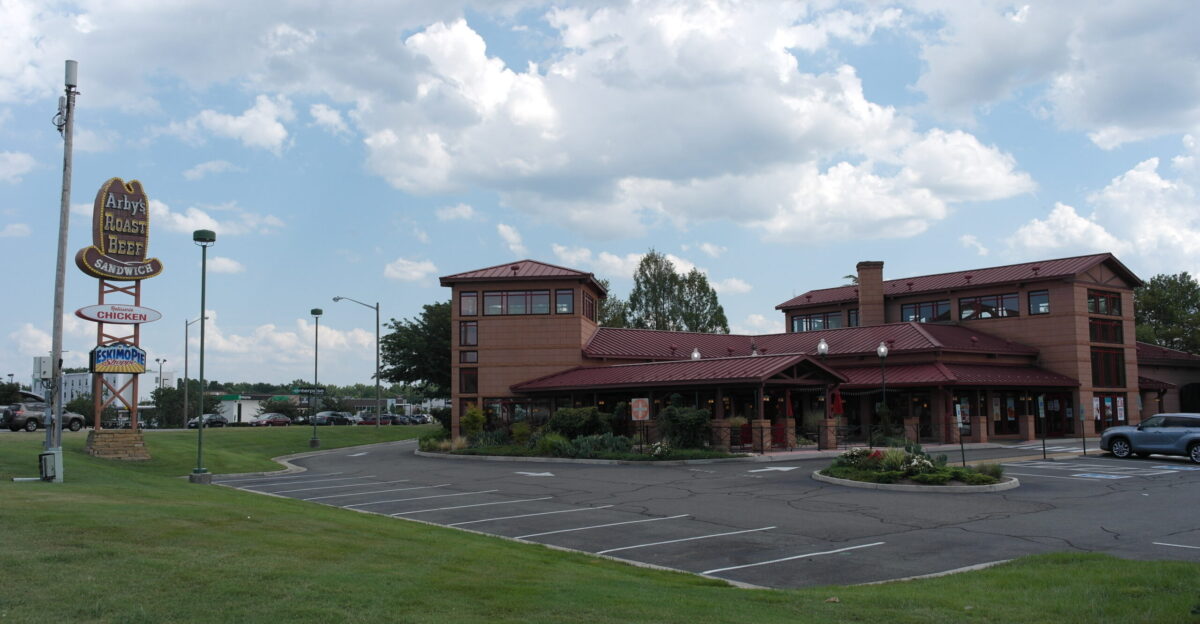 This is the world s largest Arby s restaurant in Colonial Heights Virginia
