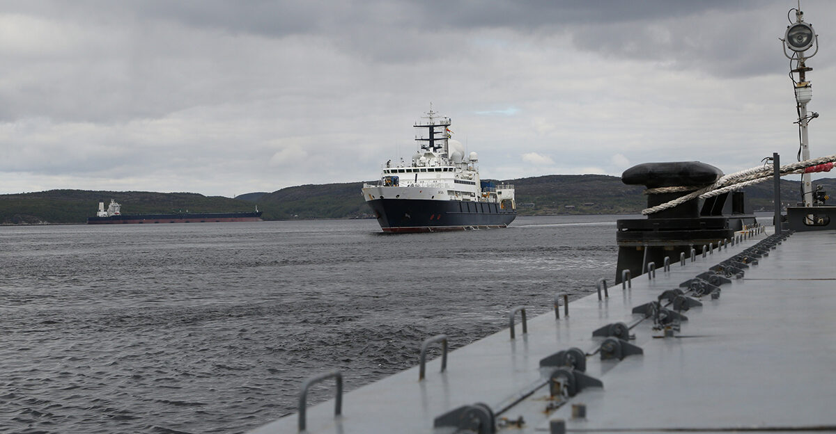 Yantar research vessel