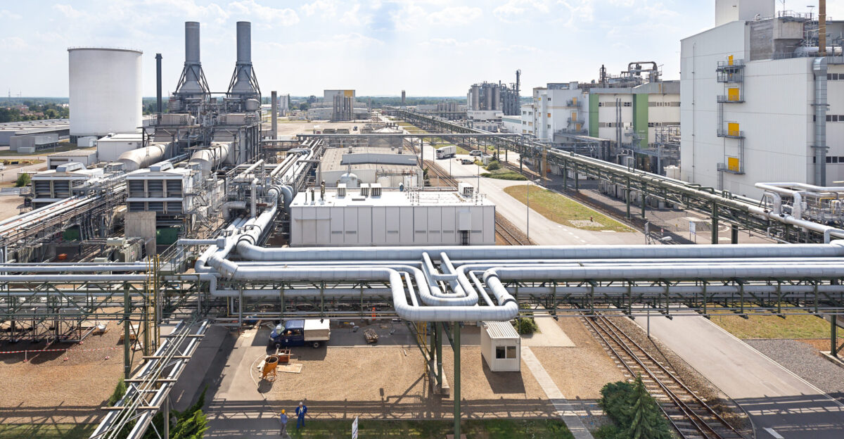 Chemical plant - Wikipedia