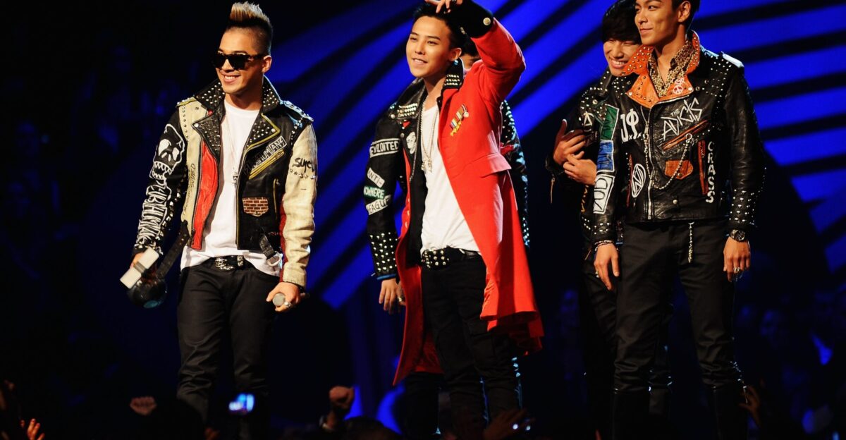 Big Bang won Best Worldwide Act at the MTV Europe Music Awards in Belfast Northern Ireland on Nov 6 2011 Big Bang won the award over Britney Spears North America Abdelfattah Grini Africa India Middle East Lena Europe and Restart Latin America Photo YG Entertainment