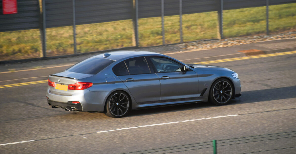 Launch 1972 Generation Seventh G30 2017 - Engine 2 0 litre turbo R4 petrol electric motor Power 252 PS Gearbox 8 speed automatic Layout front engine rear drive