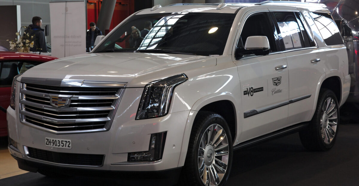 Cadillac Escalade at Retro Classics 2019