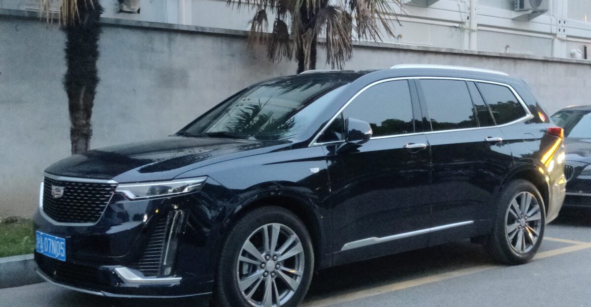 Cadillac XT6