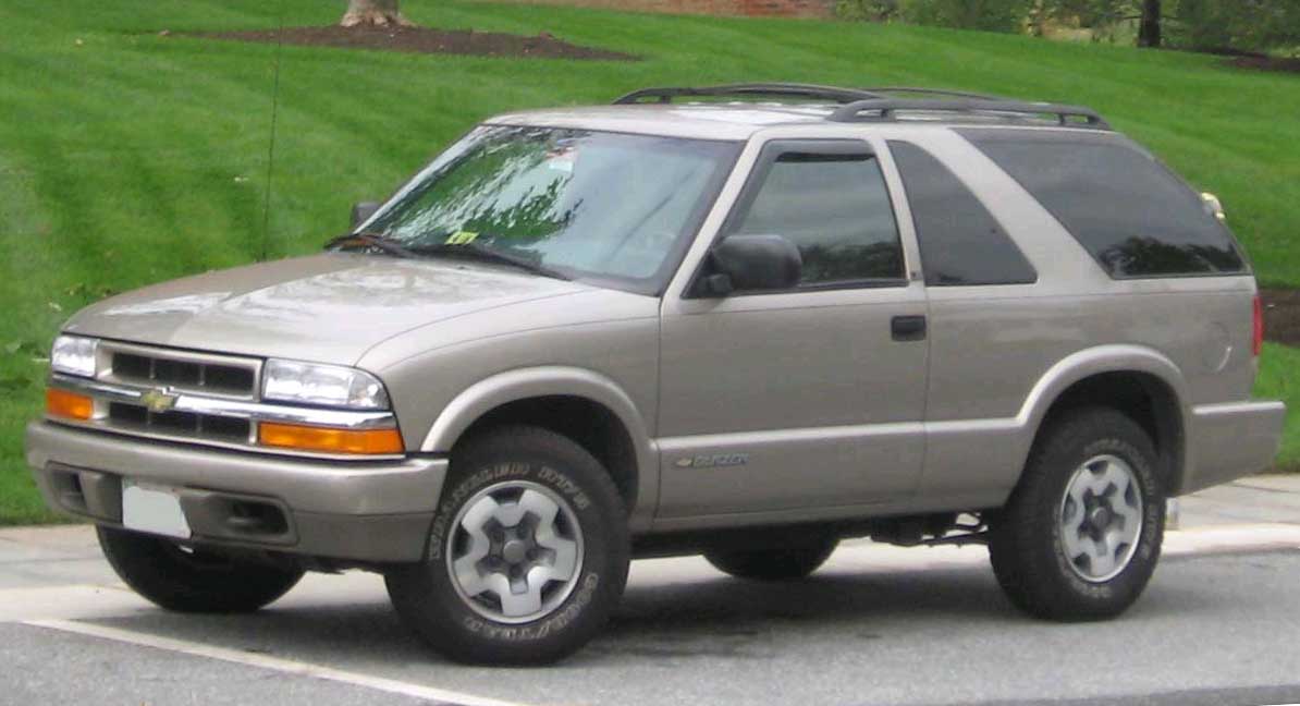 2005 Chevrolet S-10 Blazer photographed in College Park Maryland USA