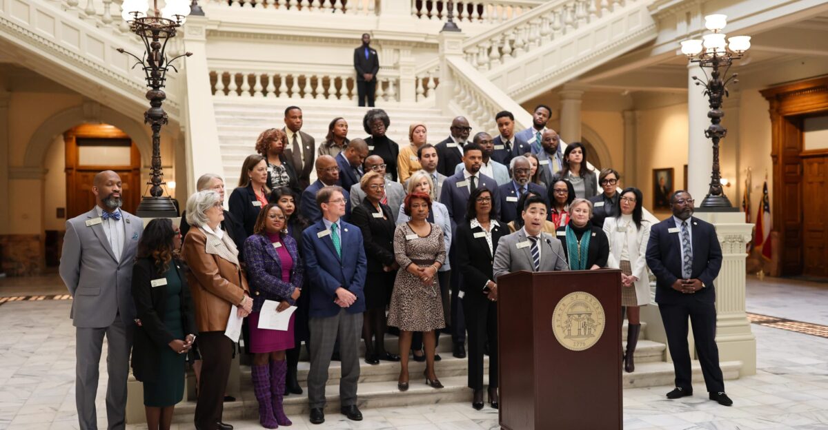 Lawmakers Day 9 Kemp shares tort reform package House Democrats