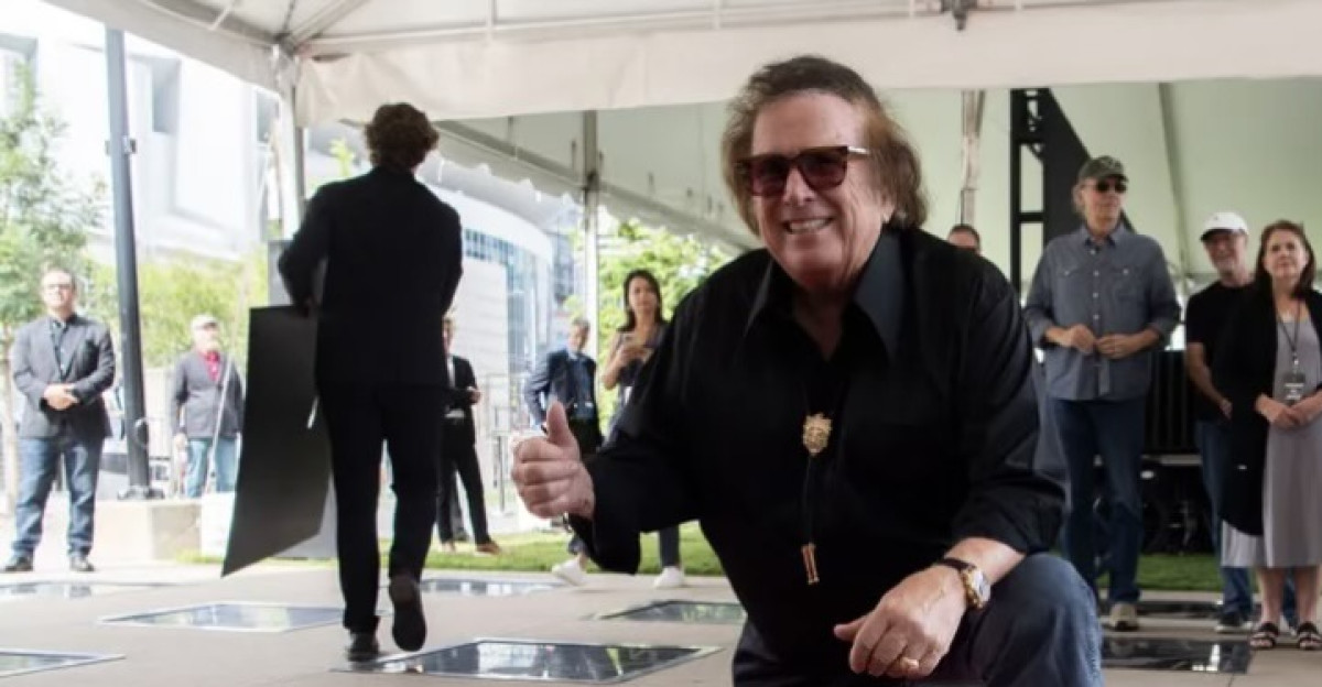 Don McLean inducted into the Music City Walk of Fame