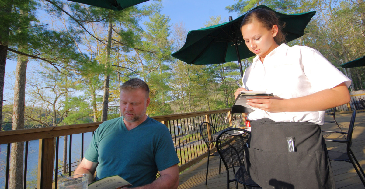 Uploaded by SA<br>
Learn more about Douthat State Park here: <a rel="nofollow" class="external free" href="http://www.dcr.virginia.gov/state-parks/douthat#general_information">http://www.dcr.virginia.gov/state-parks/douthat#general_information</a>