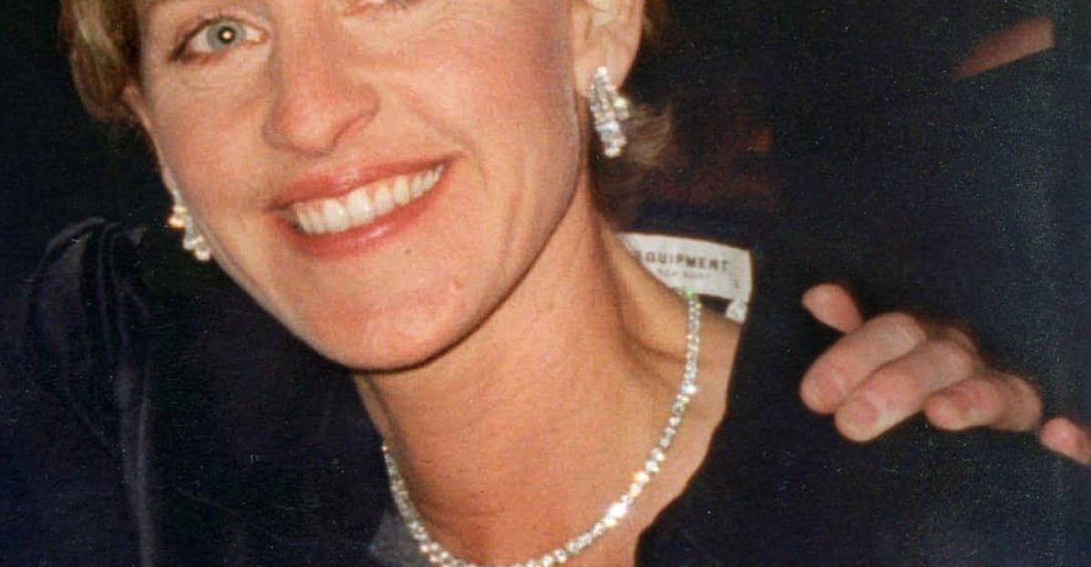 Photo taken at the Governor s Ball after the 46th Annual Emmy Awards telecast - Sept 1994 - Ellen was the co-host that night This was taken late in the evening